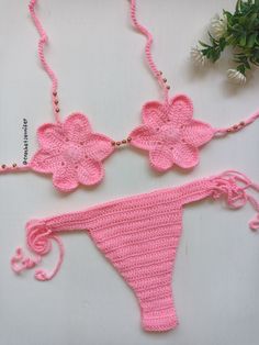 vestido de baño flor tejido Crochet Top Pattern Free, Crochet Swimwear Pattern, Top Pattern Free, Flor Crochet, Crochet Tank Tops