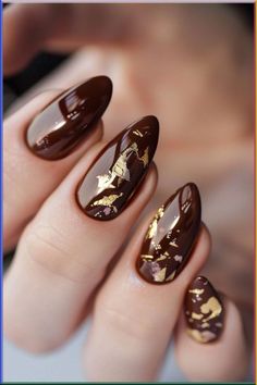 xiaohongshu chinese blush nails inspo douyin chinese nails chinese nail art Gold Leaf On Nails, Fall Nails Nail Art, Fall Brown Nails Design, Gold Brown Nails, Elegant Brown Nails, Nails Brown And Gold, Brown And Gold Nails Designs, Gold And Brown Nails, Brown Nails With Gold