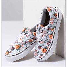 Nwt Vans Era Garden Floral Canvas Sneaker Size: 7 Women Original Box Not Included -Canvas Upper -All Over Floral Print -Padded Collars -Lace Front Closure -Signature Rubber Waffle Outsoles Vans Flowers, Flowers Shoes, Kids Garden, Vans Store, Vans Era, Girls Shoes Kids, Leather Shoes Woman, Classic Shoes, Canvas Sneakers