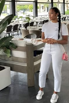 Italian Everyday Style, White On White Outfits For Women, Classy Spring Outfits Black Women, White Jeans Outfit Classy, Simple Corporate Attire For Women, Polo Classic Outfit Womens Fashion, The Mother Archetype Aesthetic Outfits, Mom Dress Classy, Casual Dinner Outfit Winter Classy