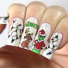 I want Grinch Nails Grinch And Max Nails, Nail Art Character, Grinch Nail Designs, Best Christmas Nails, Grinch Nails, Nail Art Designs 2023, Artist Hue, Christmas Nail Polish, Christmas Artist