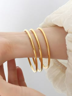 Geometric Solid Color Bracelet Accessories ROSE GOLD-M Solid Gold Bangle, Geometric Solids, Simple Bangle, Geometric Bracelet, Color Bracelet, Fancy Jewellery Designs, Gold Bridal Jewellery Sets, Bracelet Accessories, Gold Ring Designs