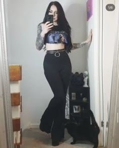 Soft Goth, Rocker Outfit, Alt Clothing, Outfit Inspo Summer, Everyday Fashion Outfits, Swaggy Outfits