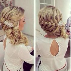 Half Up Do, Wedding Hairstyles For Women, Wedding Curls, Glamorous Wedding Hair, Occasion Hair, Wedding Hairstyles Medium Length, Fancy Hair, Hairdo Wedding