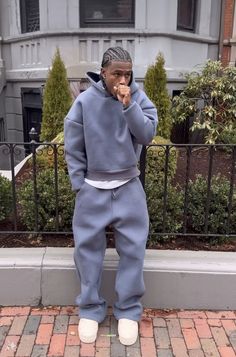 Streetwear Outfit Men, Looks Hip Hop, Tracksuit Outfit, Black Men Street Fashion, Men Street Fashion, Street Style Outfits Men, Street Fashion Men Streetwear, Guys Clothing Styles, Mens Outfit Inspiration