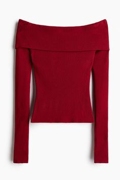 Short  fitted  off-the-shoulder top in a soft rib knit. Wide foldover upper edge and long sleeves. Off Shoulder Red Sweater, Off The Shoulders Top, Sweaters Off The Shoulder, Pretty Long Sleeve Tops, Red Off Shoulder Sweater, Red Off The Shoulder Sweater, Deep Red Clothes, Nice Tops For Women, Blair Waldorf Wishlist