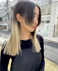 Hime Cut No Bangs, Hime Haircut, Soft Glam Makeup, Cut Her Hair, Hair Affair, Long Cut, Short Hair Haircuts, Beauty Trends