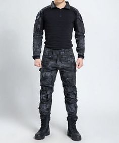 Assassin Clothing, Zombie Apocalypse Outfit, Zombie Clothes, Army Combat Uniform, Paintball Gear, Combat Suit, Black Outfit Men