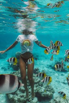 Tahiti Aesthetic, Arte Ganesha, Trip To Bora Bora, Tahiti Travel, Tropical Travel Destinations, Polynesian Islands, Tropical Travel, Bucket Lists, Dream Travel Destinations