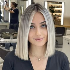 Icy Blonde Bob, Long Bob Blonde, Blonde Balayage Bob, Beige Blond, Summer Blonde Hair, Blonde Hair Transformations, Straight Blonde Hair