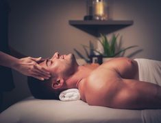 Man Massage Photography, Massage Images Pictures Beautiful, Body Massage Spa Men, Man Relaxing, Blessing Ceremony, Body Massage Spa