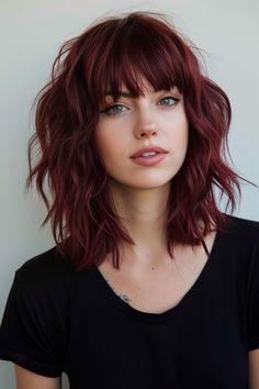 56+ Shaggy Lob With Bangs Hairstyle Ideas Wild Hairstyles For Women, Dc Hairstyles, Shaggy Layered Bob, Pelo Colorado, Lob Haircut With Bangs, Shaggy Lob, Shaggy Hairstyles, Work Hair, Photo Hair