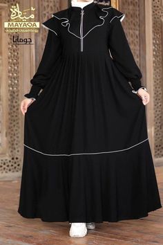 Everyday Dresses Casual, Fashion Abaya, Abaya Hijab, Short Frock, Neck Designs For Suits, Designer Dresses Casual