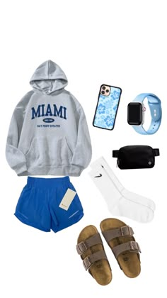 Birkenstocks With Nike Socks, Lululemon Outfit Board, Nike Socks With Birkenstocks, Preppy Birkenstock Outfit, Nike Socks And Birkenstocks Outfit, Preppy Summer Outfits Layout, Outfit Ideas With Birkenstocks, Outfits To Wear With Birkenstocks, Athletic Preppy Outfits