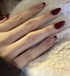 How To Have Style, Kutek Disney, Dark Red Nails, Nagel Tips, Smink Inspiration, Grunge Nails, Casual Nails, Makijaż Smokey Eye, Red Nail Polish