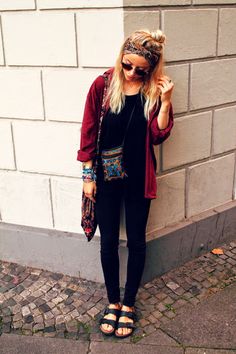 Nanda Schwarz: Some new(s)tuff Cardigan Brandy Melville, Hippie Look, Paris Mode, Mode Inspiration, Get Dressed, Boho Outfits, Passion For Fashion, Style Me