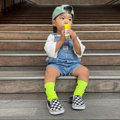 Toddler Boy Overalls Outfit, Overalls Outfit Boys, Boy Overalls Outfit, Boy Overall Outfits, Boy Ootd, Estilo Vans, Checkered Vans