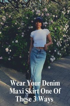 Denim Maxi Skirt Outfit Spring 2024, Jean Skirt And Sneakers Outfit, How To Style Denim Maxi Skirt, Jean Skirt With Sneakers, Styling Denim Maxi Skirt, Long Denim Skirt Outfit Summer Casual, How To Style A Long Denim Skirt, Jean Maxi Skirt Outfit