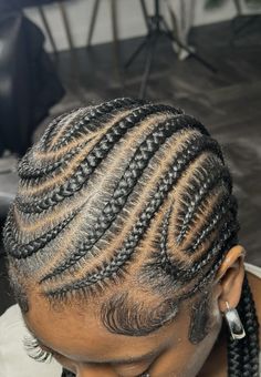 Simple All Back Hairstyles, Simple Stitch Braids, Medium Cornrows Braids, Cornrows Ideas Natural Hair, Easy Braids Hairstyles, Cornrows On Natural Hair, Natural Cornrows, Long Knotless Braids, Cornrow Hairstyle