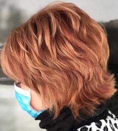 Modern Shag Haircut, Short Shaggy Haircuts, Medium Shag Haircuts, Dark Blonde Hair Color, Short Shag Haircuts, Textured Haircut, Shaggy Short Hair, Short Shag Hairstyles, Hair Adviser