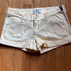 American Eagle Shorts, Nwt, Size 4, Yellow, 98% Cotton, 2% Spandex Bundle Offer:Buy 2 Shorts Get 3rd Shorts Of Equal Or Lesser Value For 1/2 Off. Put 3 Shorts In A Bundle & I’ll Counter Offer With The Deal! Summer Stretch Mid-rise Shorts, Summer Mid-rise Stretch Shorts, Stretch Cotton Shorts With 5-inch Inseam, Short Stretch Cotton Pants, Stretch Cotton Short Pants, Stretch Cotton Jean Shorts, Stretch Cotton Summer Bottoms, Summer Stretch Cotton Bottoms, Stretch Cotton Mid-rise Shorts