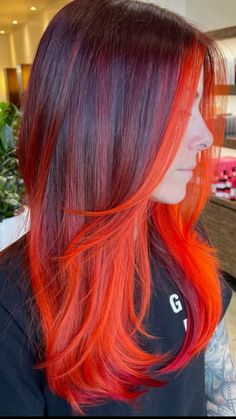 Fall Inspired Hair Color, Fall Red Hair, Fire Red Hair, Witchy Hair, Black Women Hair Color, Wild Hair Color, Grey Hair Transformation