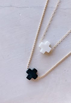 Gold Filled Resin Cross Necklace Resin Cross, Surf Jewelry, Preppy Jewelry, Expensive Jewelry Luxury, Gold Cross Necklace, Jewelry Accessories Ideas, Dope Jewelry, Girly Accessories, Expensive Jewelry