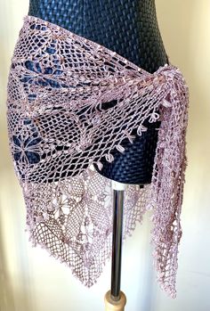 Gorgeous triangle . Beautiful styles beaded crochet. Size : 0 -8 we strive to bring the most fashionable, unique, and affordable articles of designer clothing and jewelry to you. Triangle Crochet, Woman Hand, Crochet Size, Beaded Crochet, Crochet Inspo, Pink Turquoise, Bead Crochet, Hand Crochet