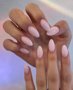 Cute One Colored Nails, Short Almond Acrylic Nails Neutral, Simple Soft Pink Nails, Pearly Pink Almond Nails, Light Color Almond Nails, Dip Nails Natural Color, Clean Basic Nails, Soft Pink Nails With Design, Light Colored Almond Nails