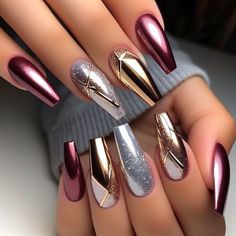 Fall Chrome Nails Designs, Nails Black Coffin, Coffin Nails Black, Coffin Nails Short, Classy Coffin Nails, Summer Coffin Nails, Black Coffin Nails, Chrome Nails Designs, Fancy Nails Designs