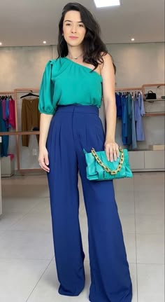 Royal Blue Pants Outfit, Fashion Color Combinations, Colour Combinations Fashion, Color Combos Outfit, Color Blocking Outfits, Color Combinations For Clothes, Deep Winter, Causal Outfits, Stylish Work Outfits