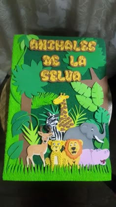 a book with animals and plants on the cover that reads animales de la seuva