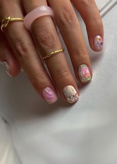 Short Manicure Ideas, Short Oval Nail Designs, Oval Nail Designs, Short Manicure, Oval Nail, Subtle Nails, Simple Gel Nails, Minimal Nails, Cute Summer Nails