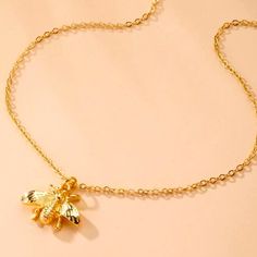 Gold Bee Necklace For Sale! This Necklace Is So Cute! It Is New, Has Never Been Worn, And Is From My Boutique! It Features A Gold Bumblebee Charm That Is On An Adjustable Gold Chain, So You Can Adjust It To Your Desired Length. The Chain Is About 19 Inches Long. Such A Great Necklace To Add To Your Jewelry Collection! Gold Chain Link Necklace, Bumble Bee Necklace, Peace Sign Necklace, Cat Pendant Necklace, Crown Necklace, Peridot Necklace, Gold Bee, Drop Pendant Necklace, Bee Necklace