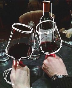 Wine Cheers Aesthetic, Glass Of Wine Aesthetic, Wine Glasses Aesthetic, Wine Bar Aesthetic, Wine Glass Photo, Beer Aesthetic, Wine Production, Foto Ideas Instagram, Instagram Inspo