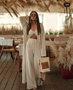 Tulum Summer Outfits, Bali Fashion Outfits, Egypt Aesthetic Outfits, Bali Style Fashion, Maldives Outfit Ideas, Modest Beachwear, Tulum Outfits Ideas, Tulum Fashion, Thai Outfits