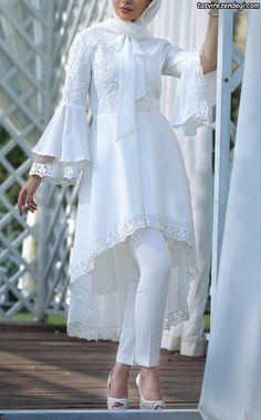 Salwar Kamiz, Fancy Dresses Long, Dress Design Patterns, Kurti Designs Party Wear, Sleeves Designs For Dresses, Simple Pakistani Dresses, Beautiful Dress Designs, Designer Party Wear Dresses, Muslim Fashion Outfits