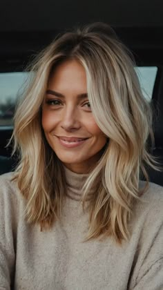 15 Mom Haircut Ideas to Spice Up Your Look! - TecArticles Women's Medium Length Haircut, Women’s Medium Length Haircut Blonde, Mom Chop Haircut, Hair Cuts Medium Length Layers 2024, Haïr Cut Medium Hair Layers, Mid Length Hair Thick Hair, Medium Haircut Blonde, Layered Straight Hair Medium, 2024 Medium Hair Styles