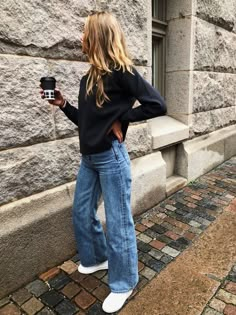 Long Wide Leg Jeans Outfit, Loose Jeans Outfit, Wide Leg Jeans Outfit, Jeans Outfit Winter, Look Jean, Jean Large, Jeans Outfit, 가을 패션, Lookbook Outfits