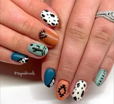 Wrangler Nails, Cowgirl Nail Designs, Cowboy Hat Nails, Nails Cowgirl, Country Nail Designs, Desert Nails, Rustic Nails, Aztec Nail Designs, Wild Nails