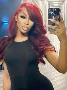 Burgundy Hair Outfit Ideas, Red Hair Side Part, Makeup With Red Hair, Layered Red Hair, Red Wig For Black Women, Red Hair Black Women, Streak Hair, Red Weave Hairstyles, Red Hair Looks