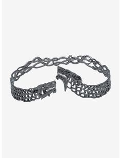 Game of Thrones Sansa Stark Crown | Hot Topic Stark Crown, Game Of Thrones Sansa Stark, Game Of Thrones Sansa, Game Of Thrones Jewelry, Game Of Thrones Tv, Blair Witch Project, Disney Dragon, Emily The Strange, Metal Crown