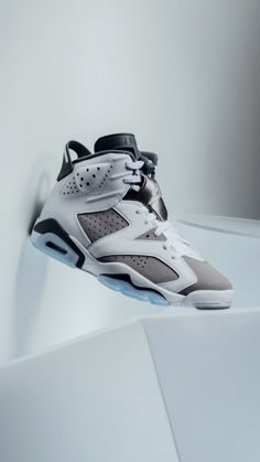 Jordan 6 Travis Scott, Shoes Wallpaper, Jordan Retro 4, Nike Shoes (men), Nike Jordan Retro, Shoes Photography