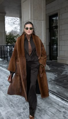 Max Mara Teddy Coat, Teddy Coat Outfit, Faux Fur Outfit, Coat Outfit, Brown Outfit, January 25, Teddy Coat, Modest Fashion Outfits