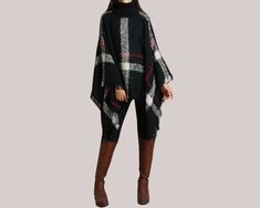 * A very cool plaid  poncho, very flattering.* Boho style and oversize, fit for anyone.* The materials is very soft, not itchy at all.* Material: quality cotton and acrylic blend knits * Support 7 days return to get full refund on item without any reason.* Can custom size and colors, lead time is 6-8 days;* Let us know your usual size in your country and your overall height.* If you have some specific request or special characters such as broad shoulder, long arms, long waist, etc you think we n Dark Green Skirt, Poncho Women, Sweater Cape, Boho Poncho, Plaid Shawl, Turtleneck Poncho, Cape Tops, Plaid Poncho, Poncho Wrap