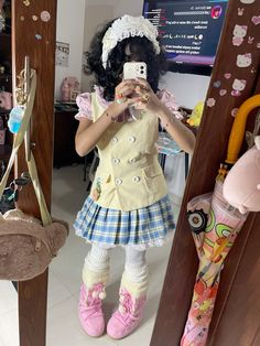 Outfit With Moon Boots, Fluffy Moon Boots, Kawaii Kei Outfit, J Fashion Outfits, My Melody Inspired Outfit, Mezzo Piano Outfit, Cute Core Outfits, Jojifuku Outfit, Fairy Kei Outfit