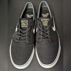 This Pair Of Nike Sb Has Been Worn Once And Is Otherwise Brand New. Never Been Skated. Does Not Come With The Box. Comes With Original Laces. Great For Skating In Or Just To Wear As Clean Kicks. Nike Sb Zoom Air Stefan Janoski Low Black With White Swoosh And White Midsole Gum Soles And Matching Light Brown Writing On Tongue Nike Sb Zoom, Stefan Janoski, Nike Sb, Mens Shoes Sneakers, Black Nikes, Skating, White Light, Light Brown, Nike Men