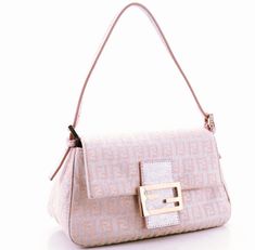 Fendi Outfits Women, Fendi Bag Outfit, Fendi Outfits, Fendi Aesthetic, Fendi Outfit, Kylie Francis, Fendi Logo, Fendi Baguette, Pink Purse