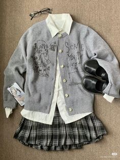 Daisy Choi, Preppy Chic Outfits, 2000s Japanese Fashion, Interesting Outfits, Belted Shirt Dress, Really Cute Outfits, Cute Summer Outfits, Character Outfits