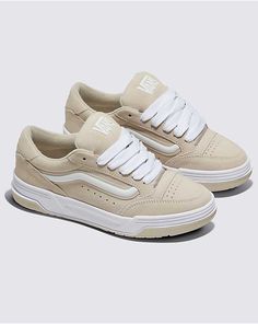 Sidewall Design, Tan Aesthetic, Old School Aesthetic, Vans Store, Vans Logo, School Aesthetic, Aesthetic Shoes, Past And Present, Side Stripe